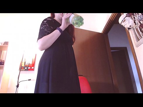 ❤️ Pokorni rob koji voli prljave i sočne gaćice prisiljen je masturbirati nakon što pogleda ovaj video! Super porno na hr.zoomporno.ru ﹏