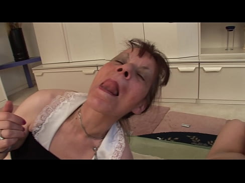 ❤️ Dvije bake i jedan djed imaju trojku Super porno na hr.zoomporno.ru ﹏