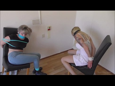 ❤️ Ovisnik / vezan i začepljen usta / djevojka u nevolji Super porno na hr.zoomporno.ru ﹏