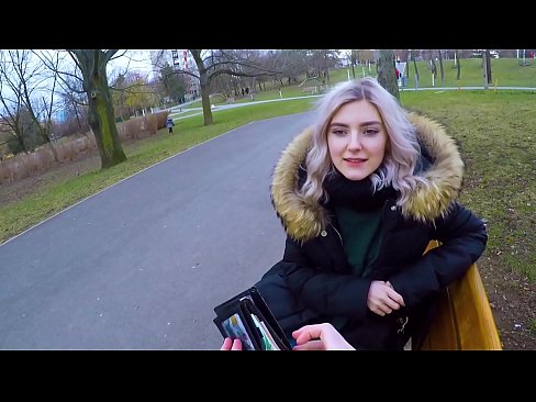 ❤️ Proguta vruću spermu stranca za novac - popuši u parku Eva Elfie Super porno na hr.zoomporno.ru ﹏